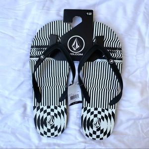 NWT Volcom Sandals 12